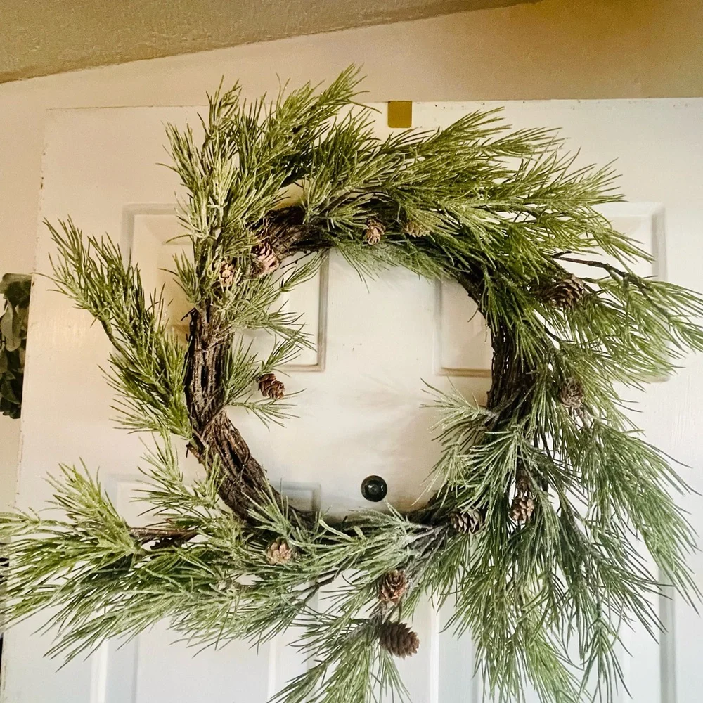 *Glittered Woodland Pine Wreath, 21”